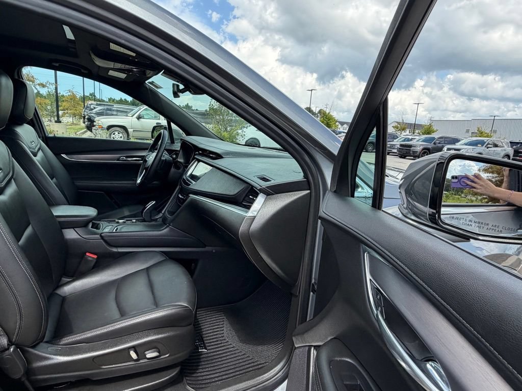 Used 2021 Cadillac XT6 Luxury AWD/4WD image 40