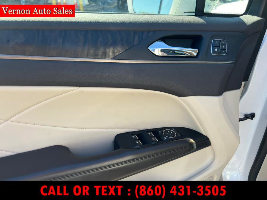 Used 2019 Lincoln MKC Reserve w/ MKC Climate Package image 11