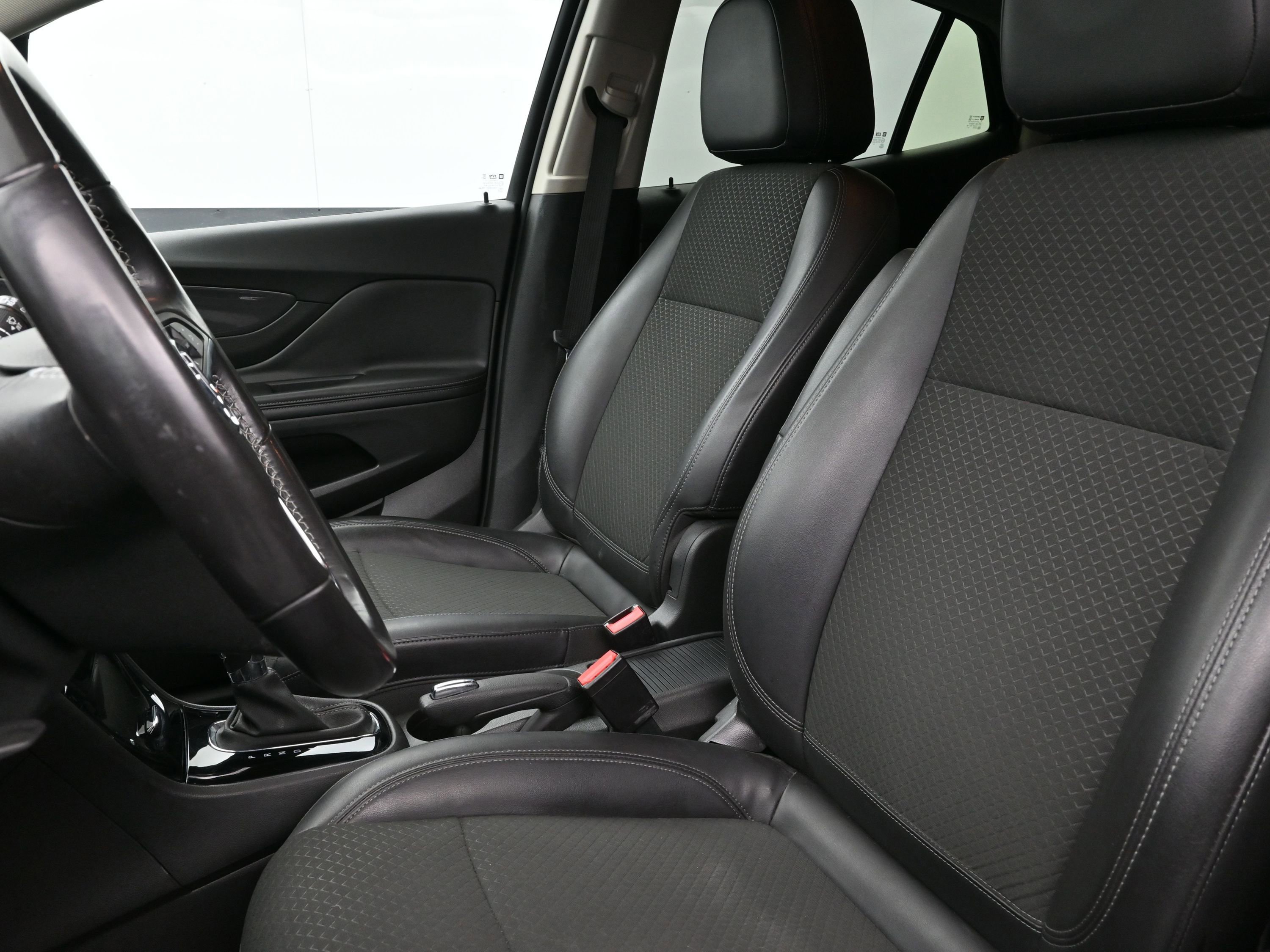 Used 2019 Buick Encore Preferred image 11