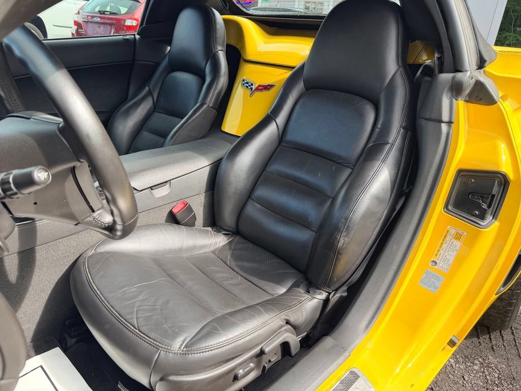 Used 2011 Chevrolet Corvette Grand Sport RWD image 19