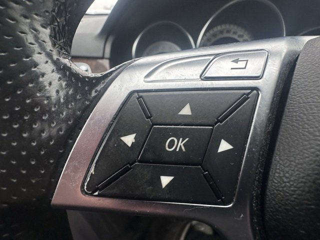 Used 2014 Mercedes-Benz E 350 4MATIC Sedan image 20