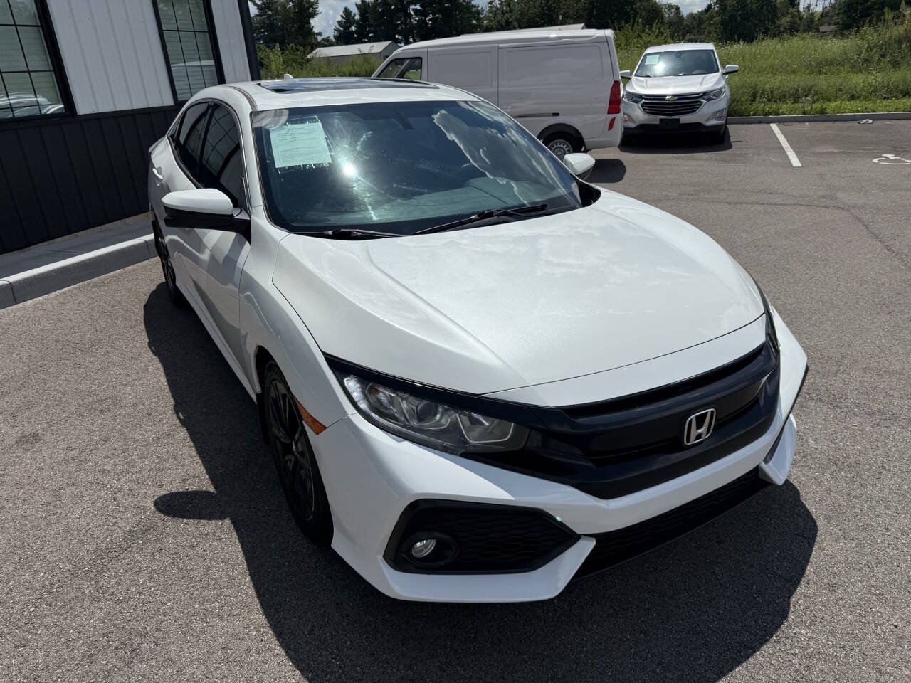 Used 2017 Honda Civic EX image 4