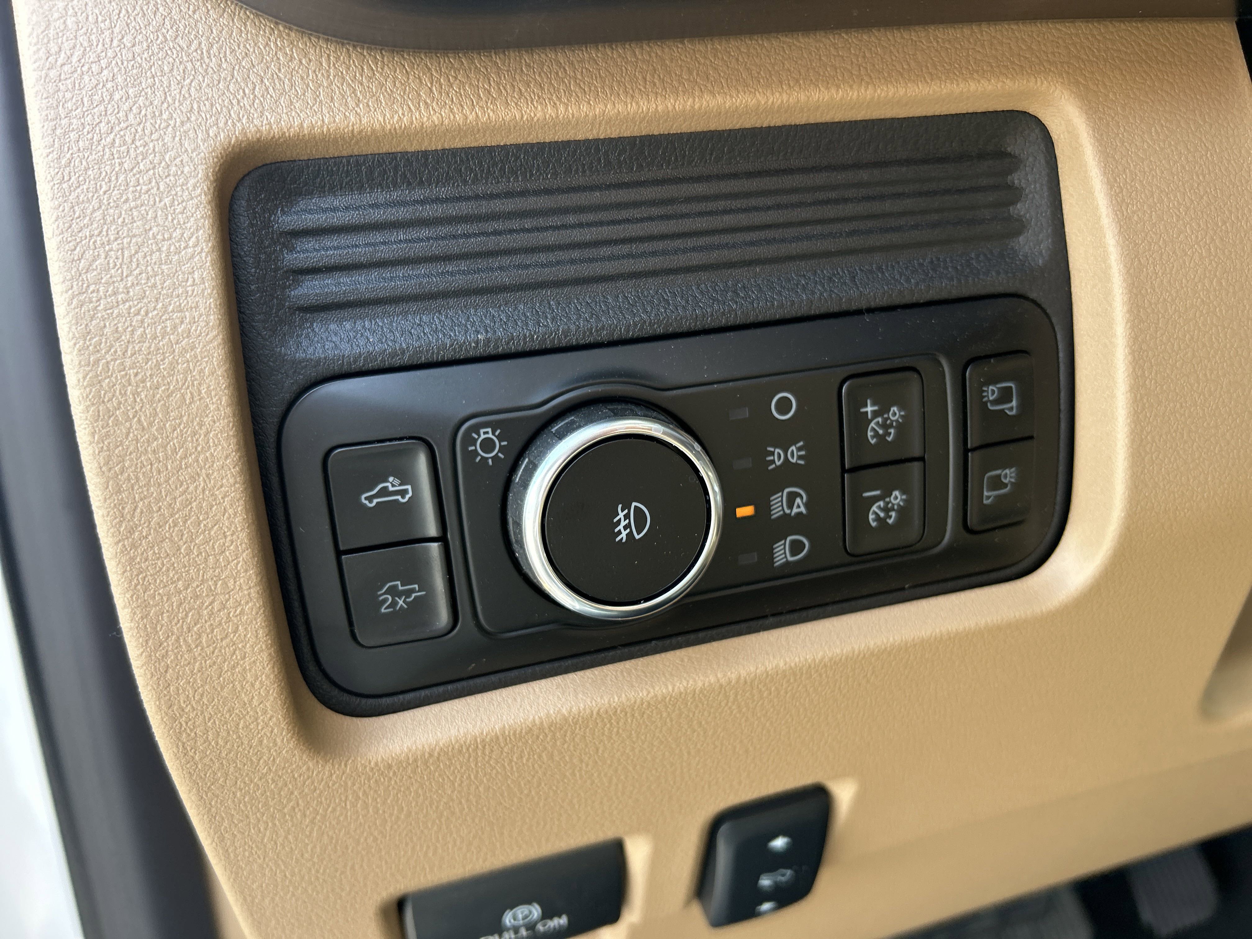 New 2025 Ford F250 Lariat w/ Lariat Ultimate Package image 23