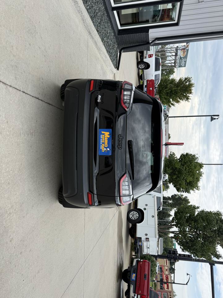 Used 2023 Jeep Cherokee Altitude Lux AWD/4WD image 5