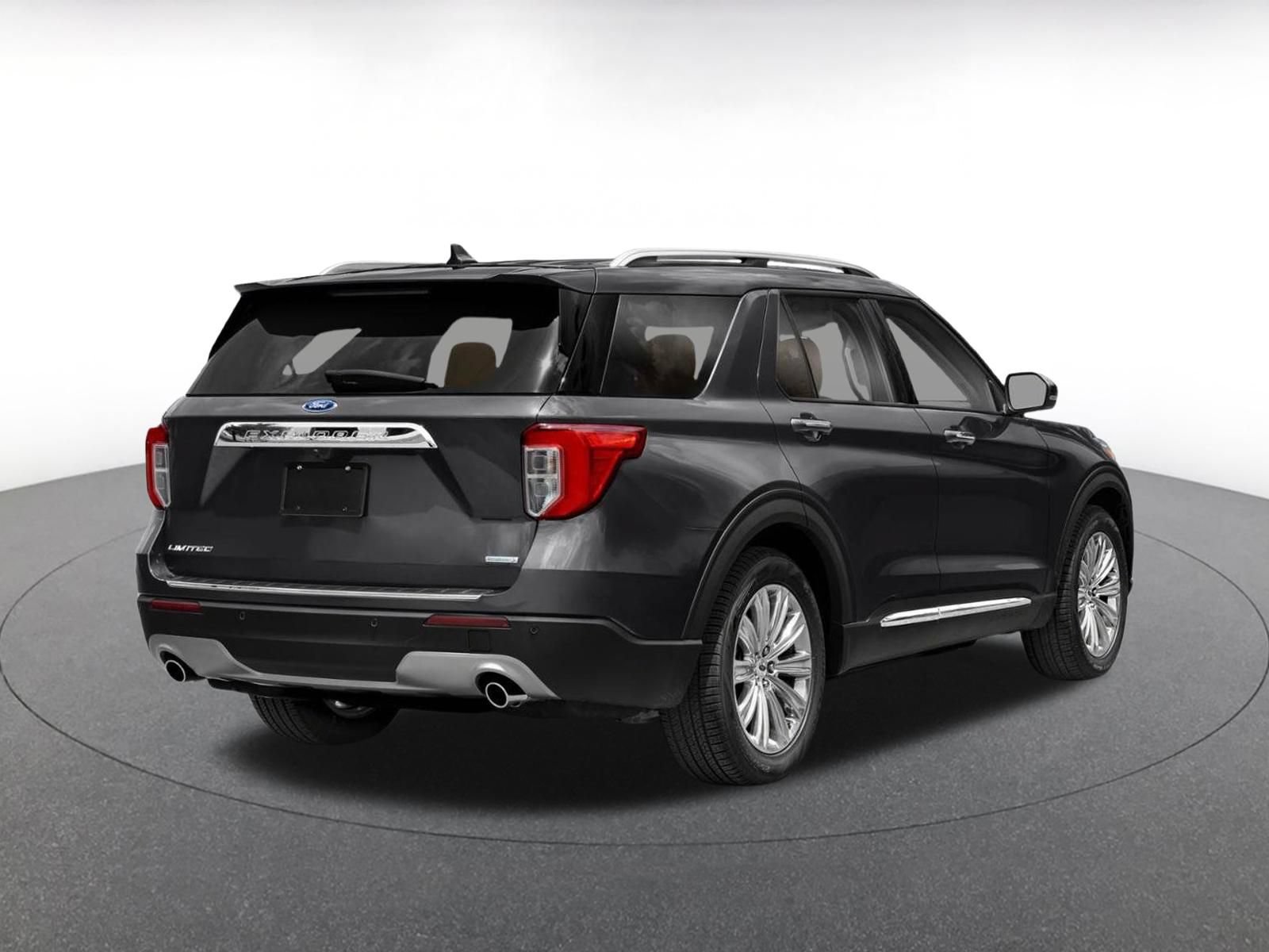 Used 2024 Ford Explorer Limited RWD image 2