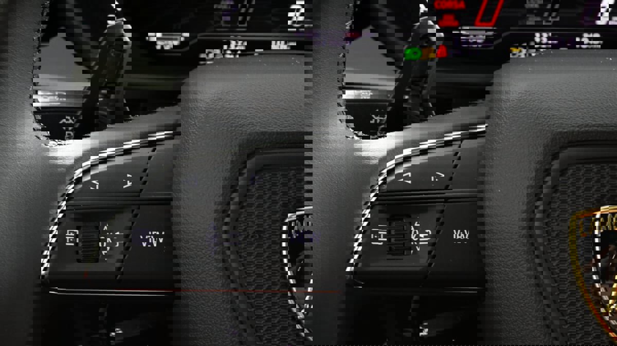 Used 2022 Lamborghini Urus image 41