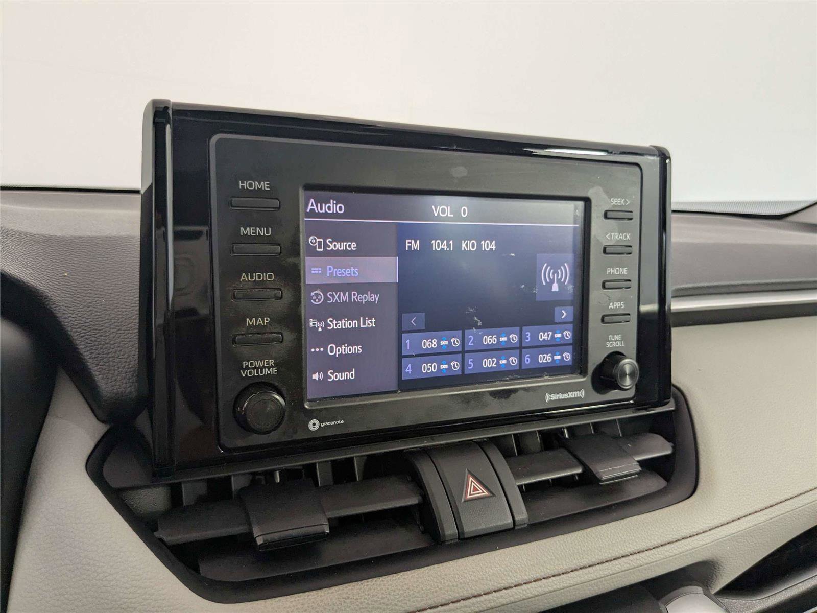 Certified 2022 Toyota RAV4 XLE w/ Convenience Package FWD image 18