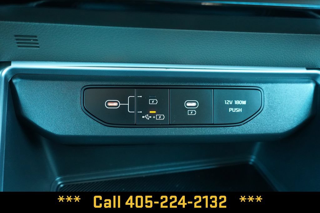 Used 2026 Kia Carnival LXS FWD image 36