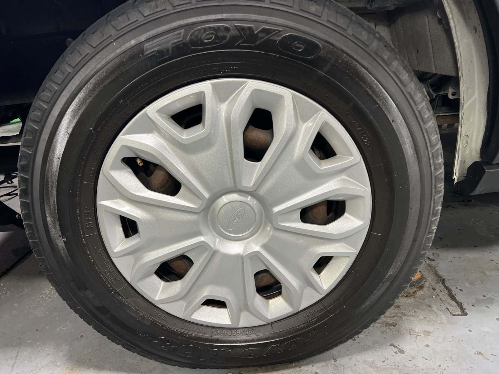 Used 2019 Ford Transit 350 XLT image 12