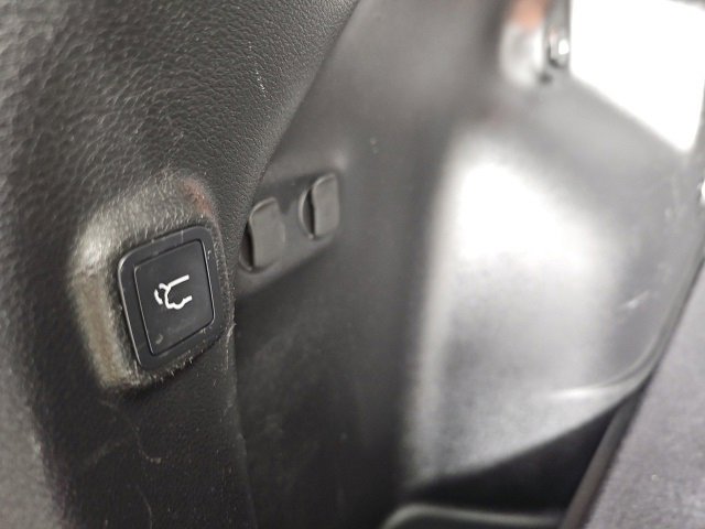 Certified 2022 Jeep Cherokee Limited image 30