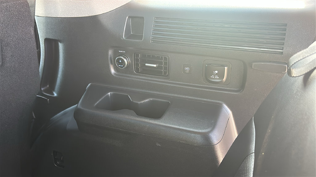 Certified 2025 Hyundai Santa Fe Limited FWD image 34
