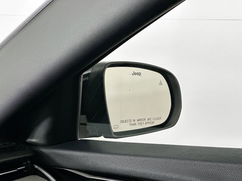 Used 2025 Jeep Compass Limited AWD/4WD image 27