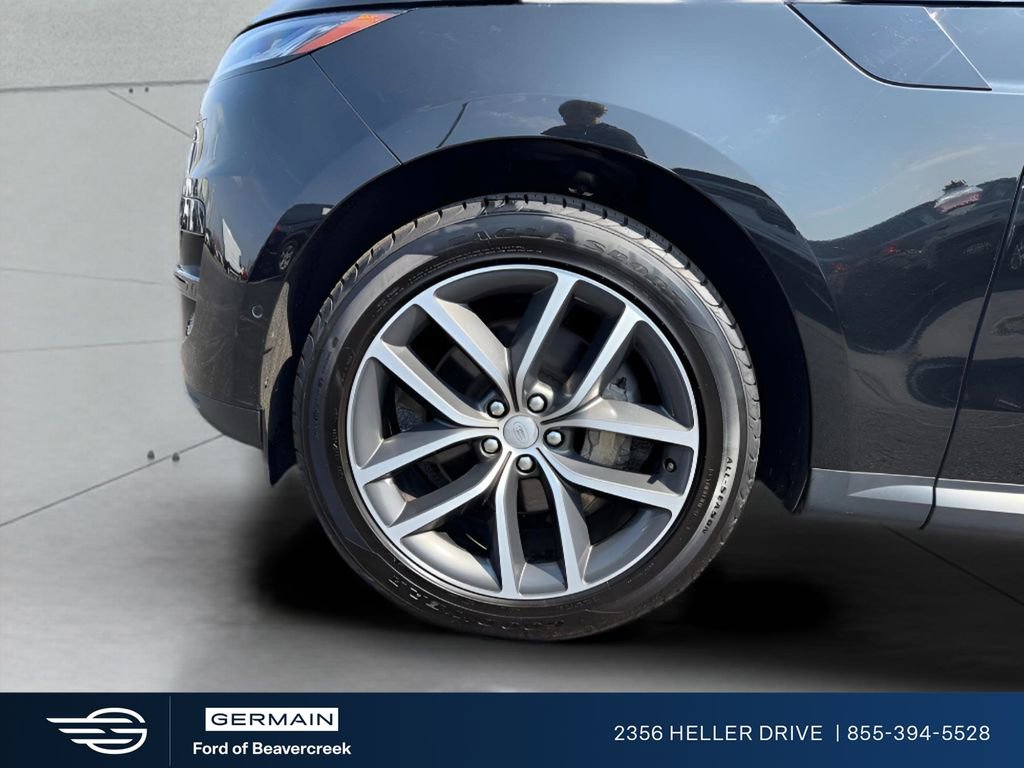 Used 2023 Land Rover Range Rover Sport SE image 27