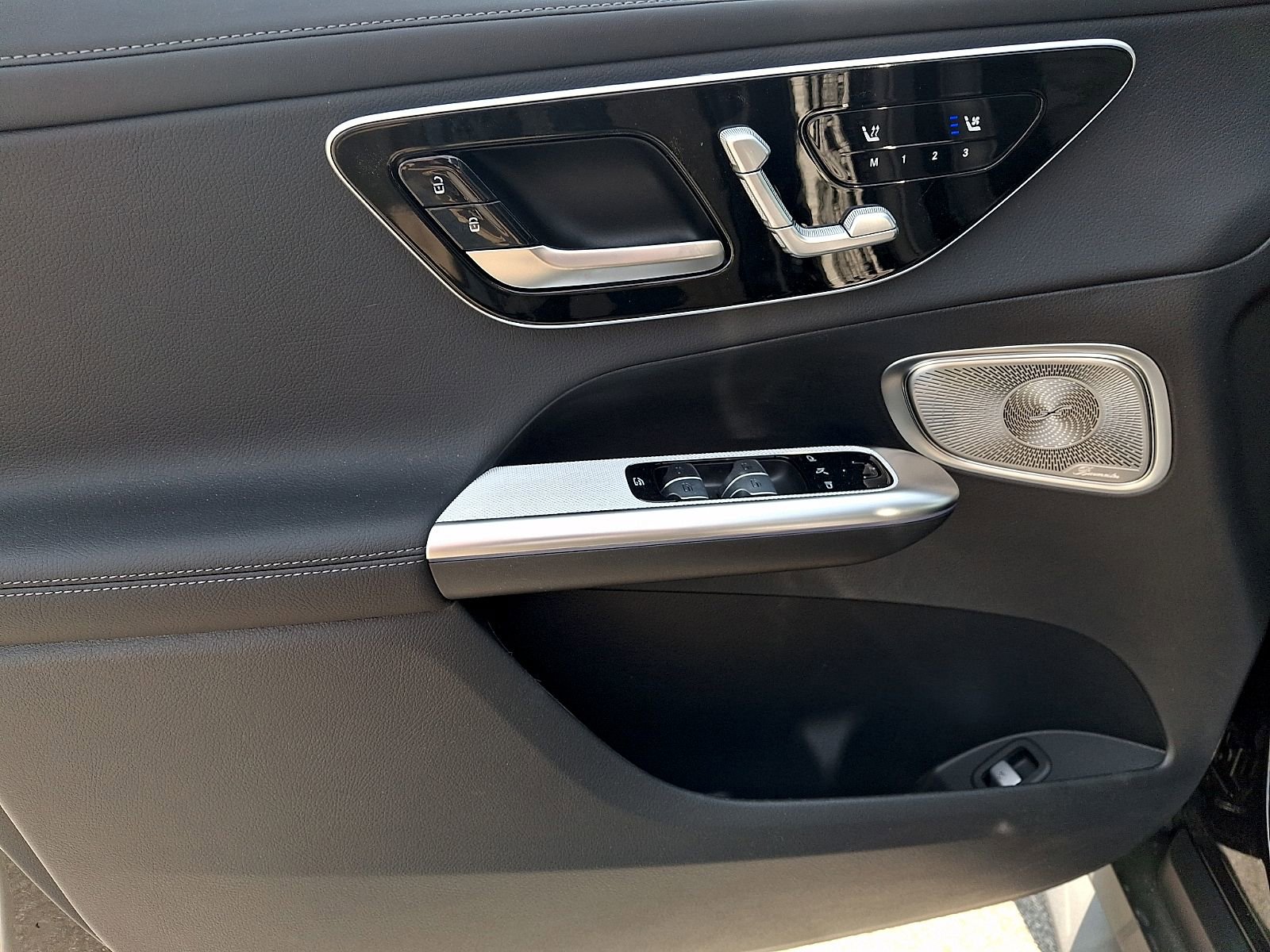 New 2026 Mercedes-Benz GLC 300 4MATIC image 8