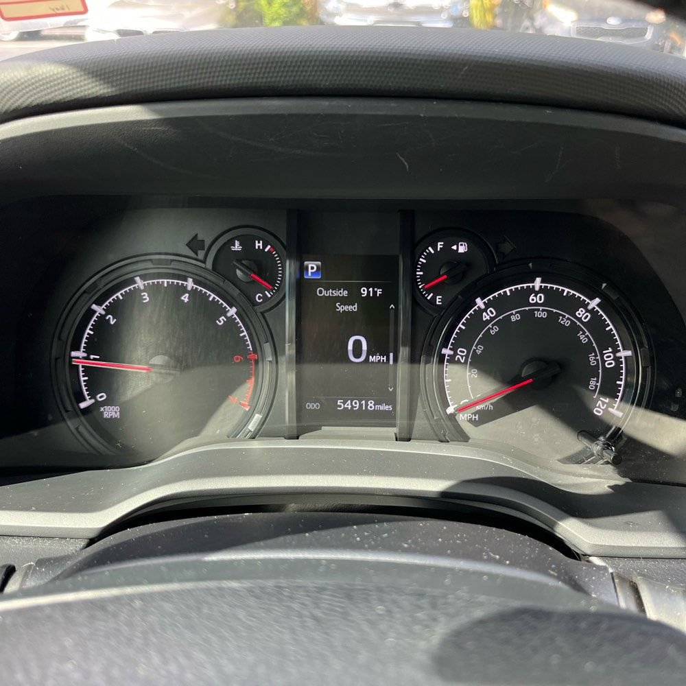 Used 2022 Toyota 4Runner SR5 Premium AWD/4WD image 4