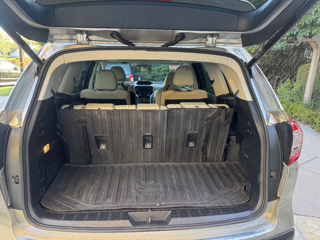 Used 2019 Subaru Ascent Limited AWD/4WD image 5