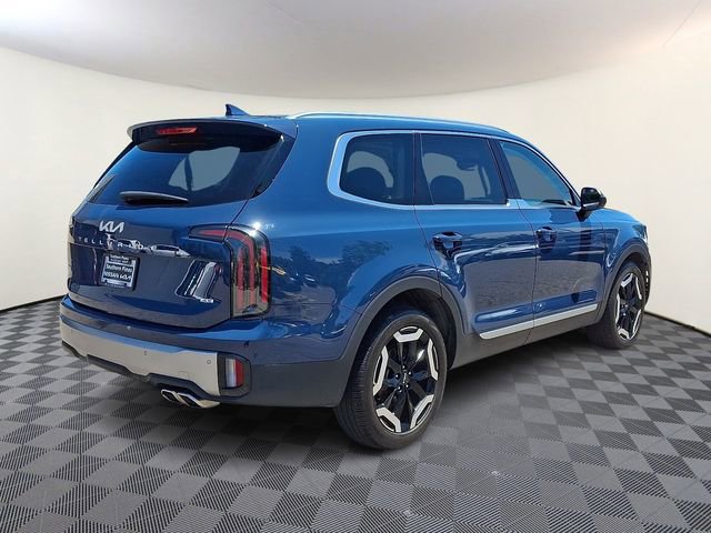 Used 2025 Kia Telluride EX AWD/4WD image 7