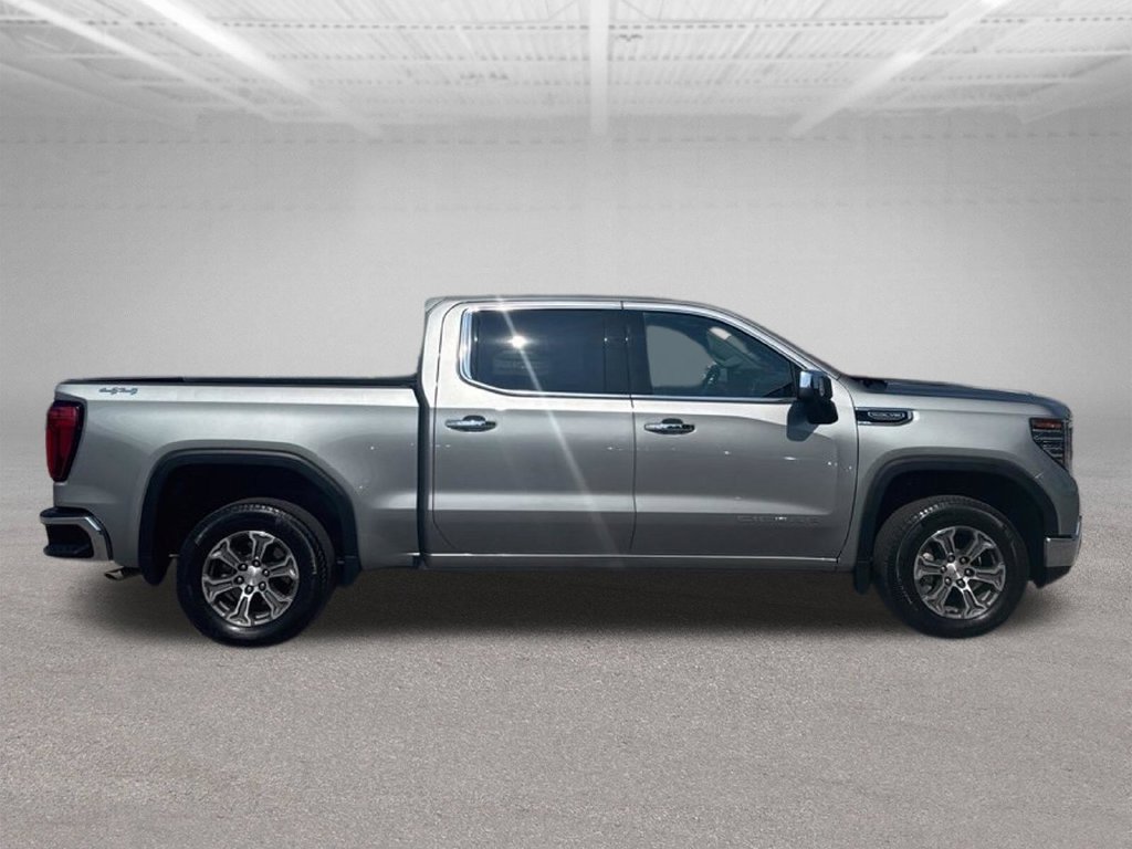 Used 2025 GMC Sierra 1500 SLT AWD/4WD image 7