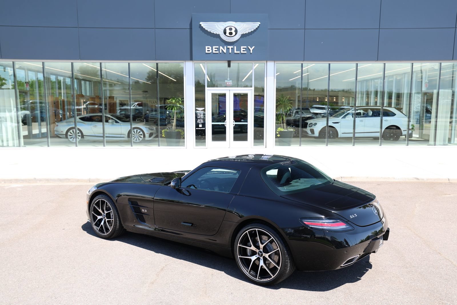 Used 2015 Mercedes-Benz SLS AMG GT Final Edition image 8