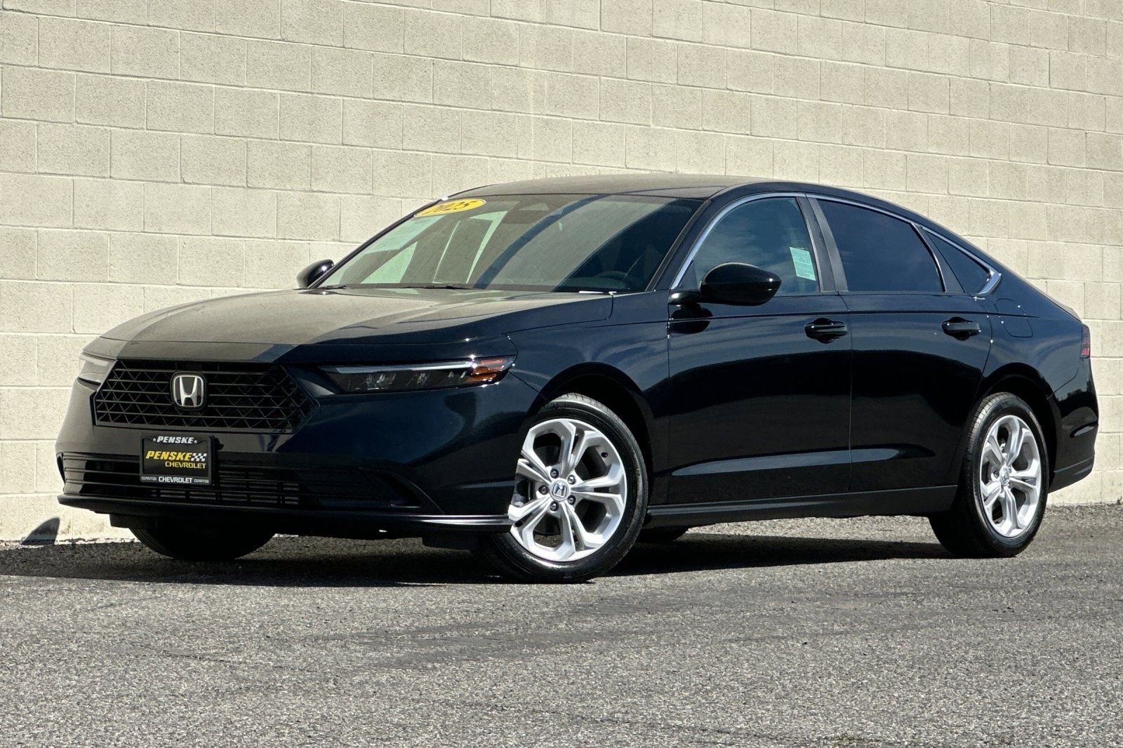 Used 2025 Honda Accord LX image 8