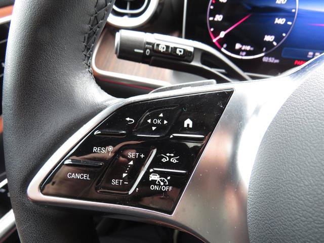 Used 2026 Mercedes-Benz GLC 300 4MATIC image 11