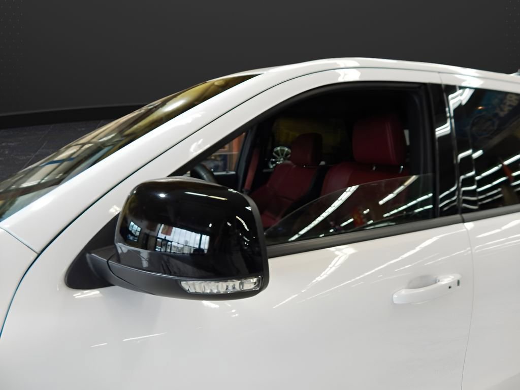 Used 2023 Dodge Durango SRT image 11