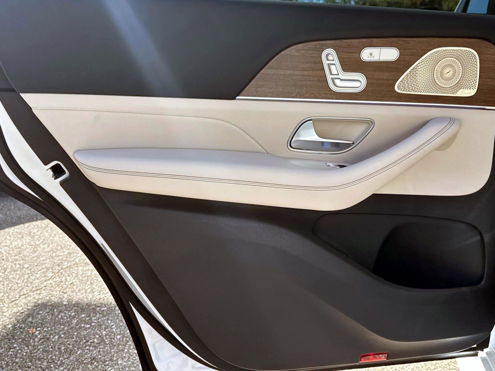 New 2026 Mercedes-Benz GLS 450 4MATIC image 12