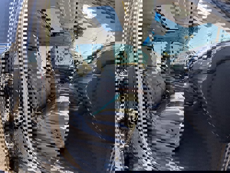 Used 2019 Chevrolet Suburban LT w/ Luxury Package image 20