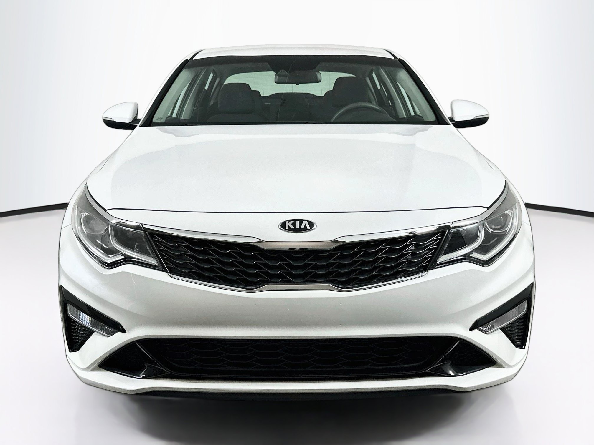 Used 2020 Kia Optima LX FWD image 2