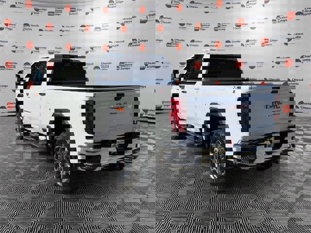 New 2026 GMC Sierra 2500 SLT image 3