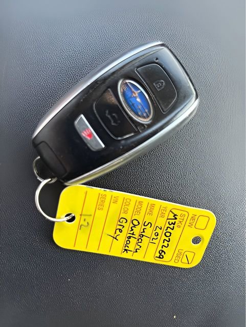 Used 2021 Subaru Outback Premium image 17