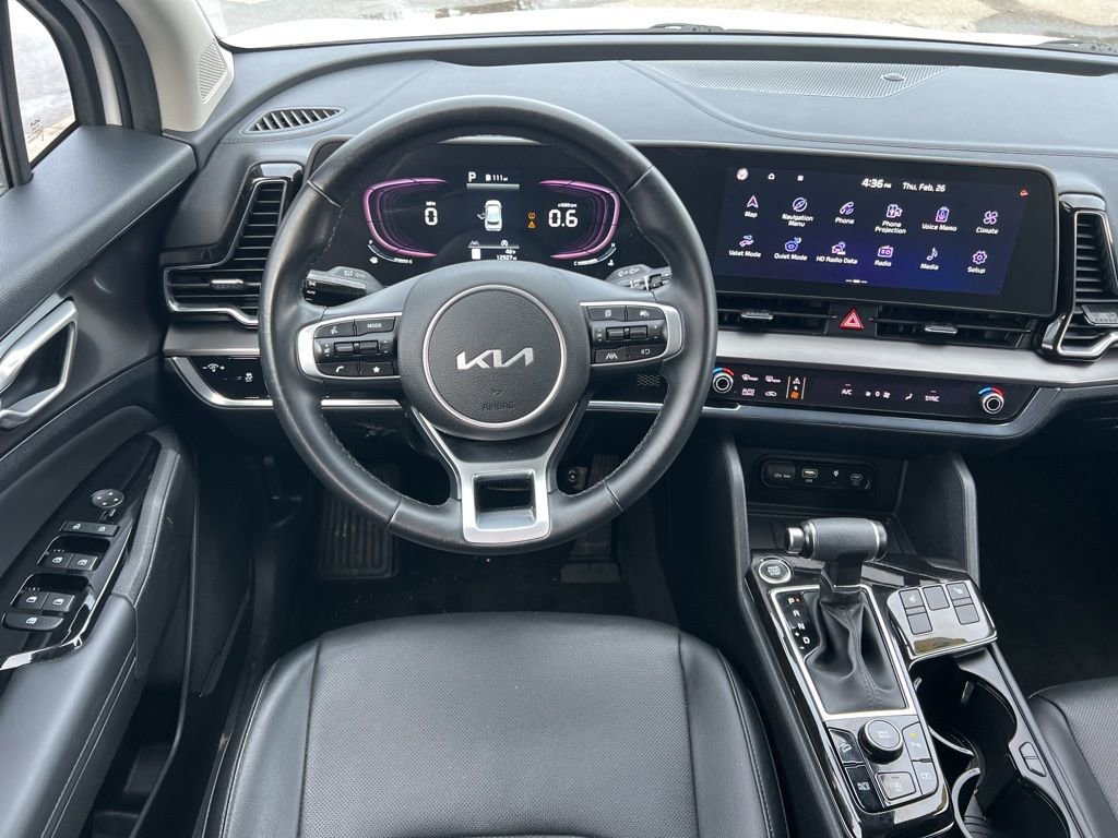 Used 2023 Kia Sportage EX image 17