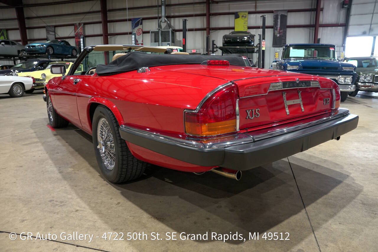 Used 1989 Jaguar XJS V12 Convertible RWD image 6