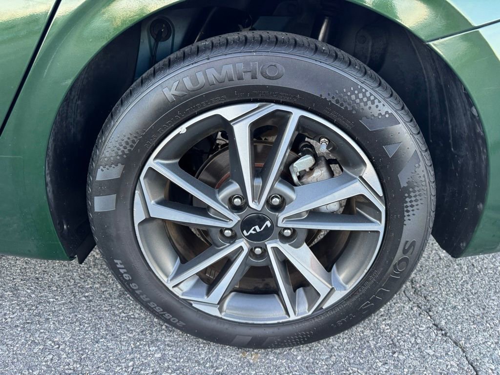 Used 2023 Kia Forte LXS w/ LXS Technology Package image 44