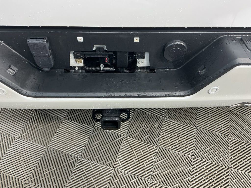 Used 2021 Chevrolet Silverado 1500 High Country image 7