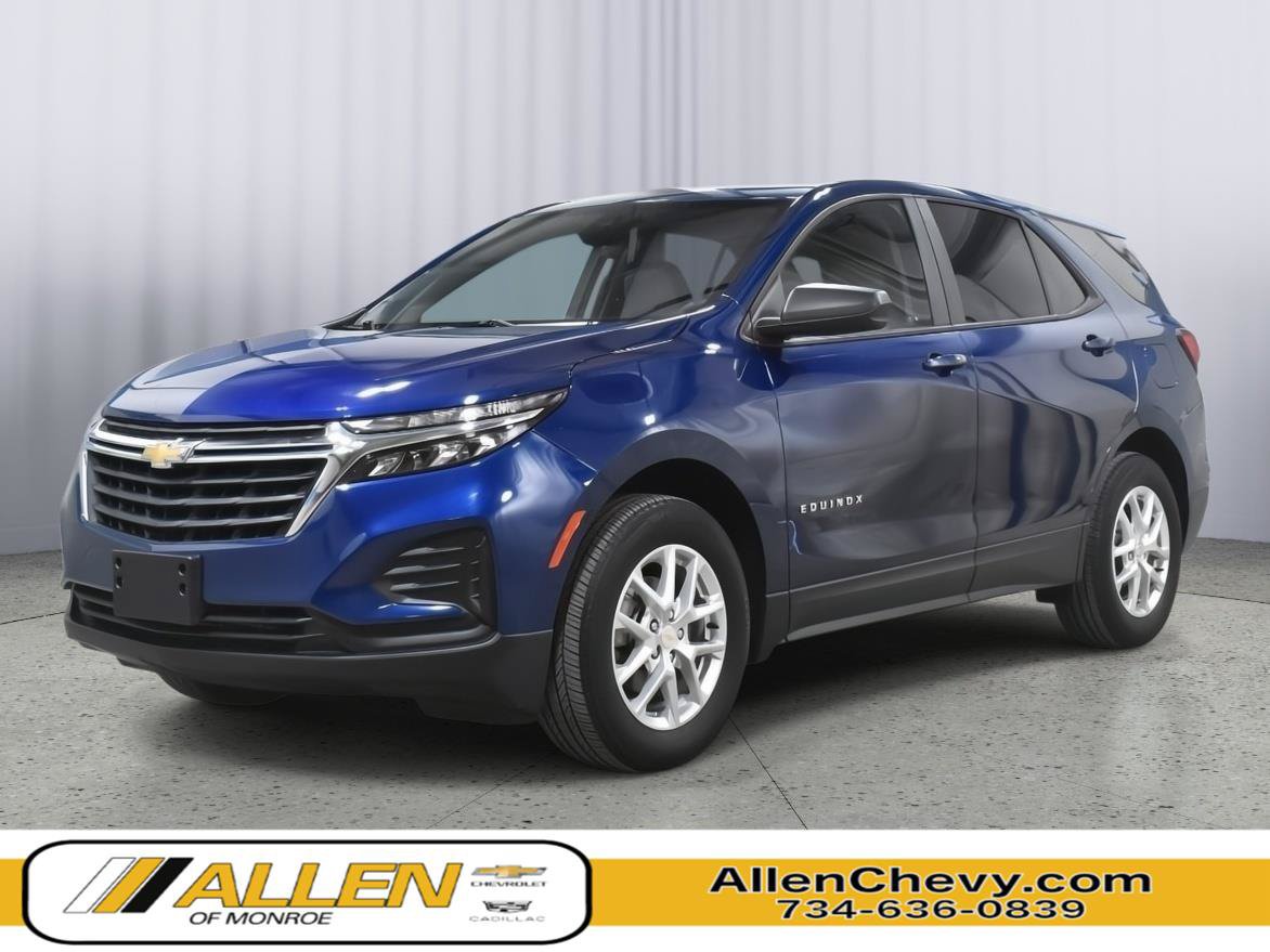 Used 2023 Chevrolet Equinox LS w/ LS Convenience Package AWD/4WD image 1
