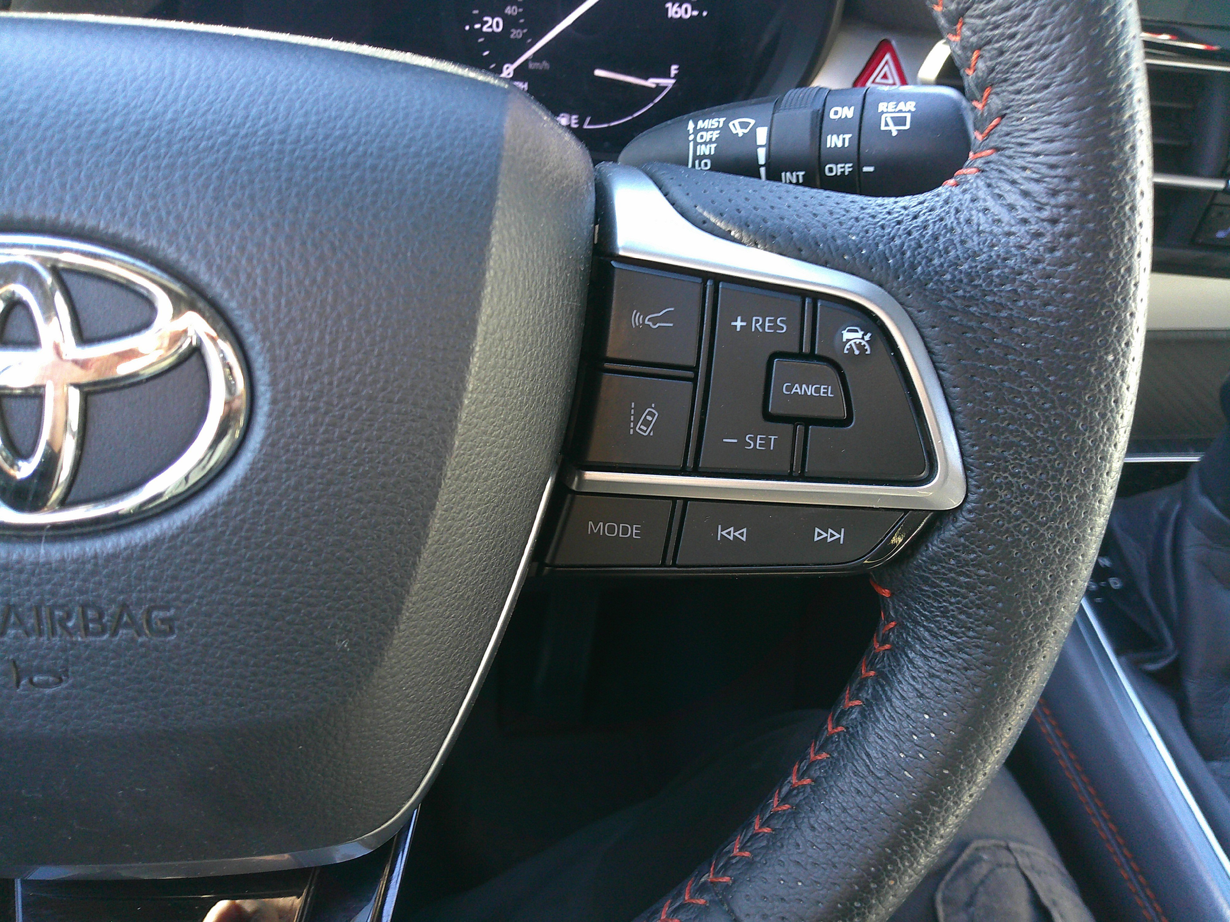 Used 2021 Toyota Sienna XSE image 21