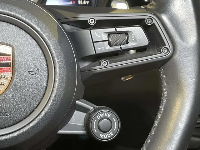 Certified 2023 Porsche Macan Turbo AWD/4WD image 40