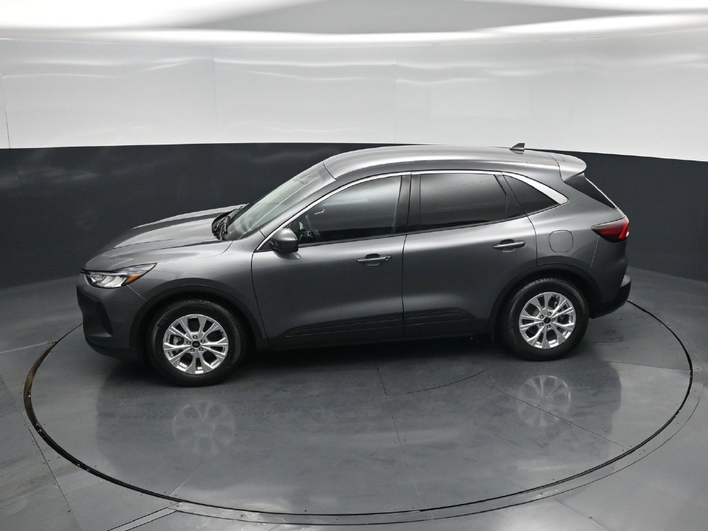 Used 2023 Ford Escape Active w/ Tech Pack #2 FWD image 42