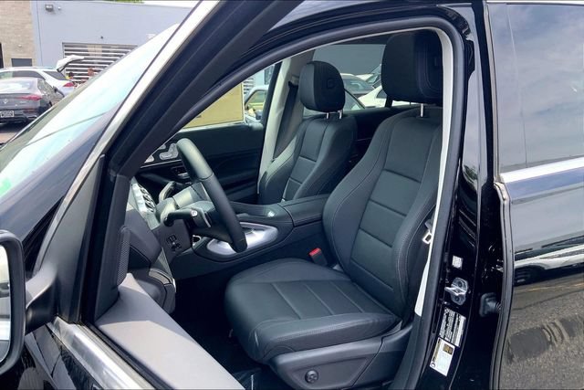 Certified 2025 Mercedes-Benz GLE 450 4MATIC image 6