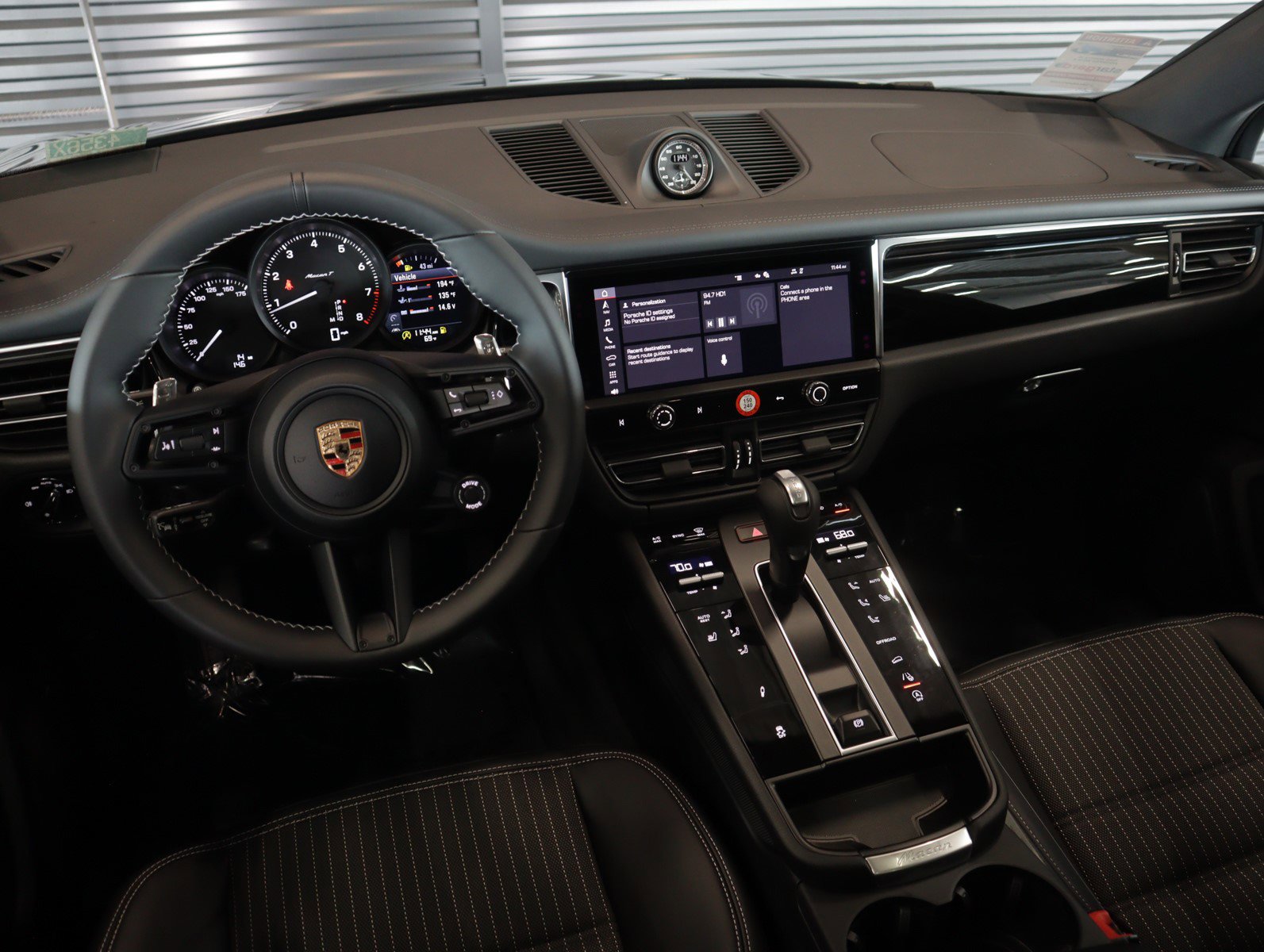 New 2026 Porsche Macan Turbo image 19