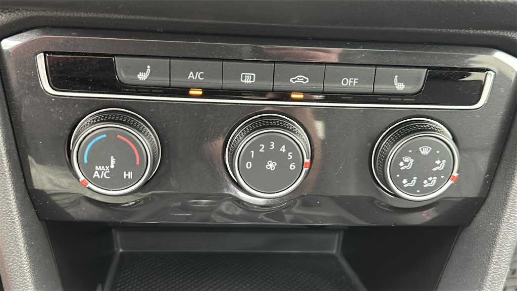 Used 2024 Volkswagen Tiguan Wolfsburg Edition AWD/4WD image 21