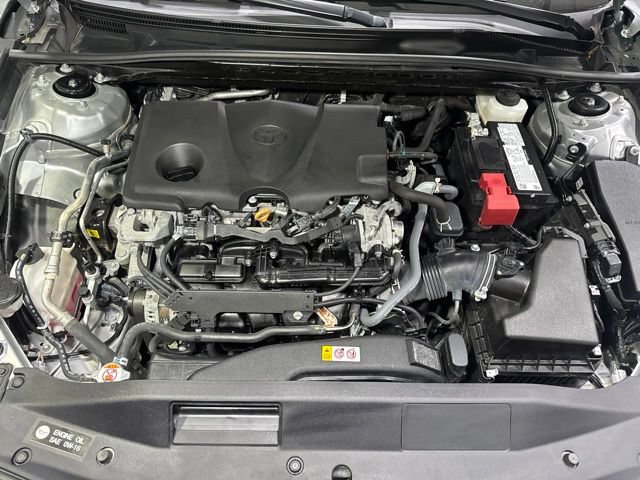 Used 2024 Toyota Camry SE FWD image 8
