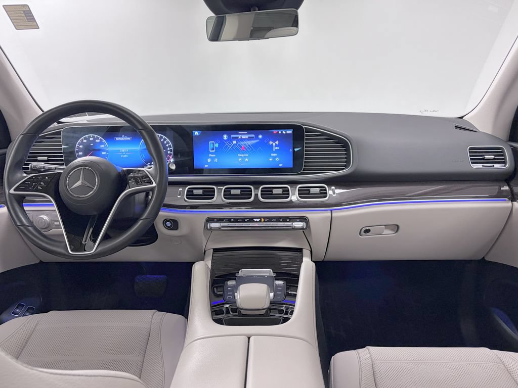 Certified 2025 Mercedes-Benz GLE 450e 4MATIC image 3