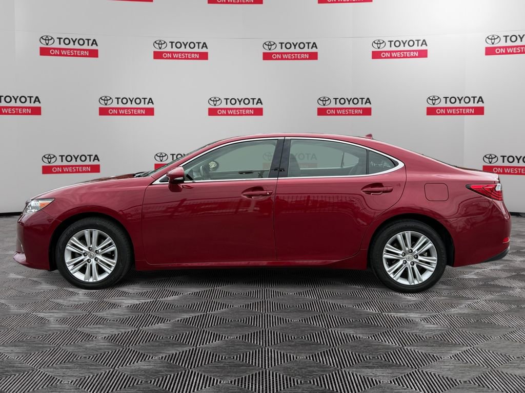 Used 2014 Lexus ES 350 w/ Premium Package FWD image 6