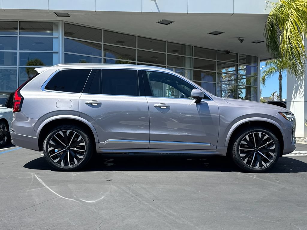 New 2026 Volvo XC90 B5 Plus AWD/4WD image 6