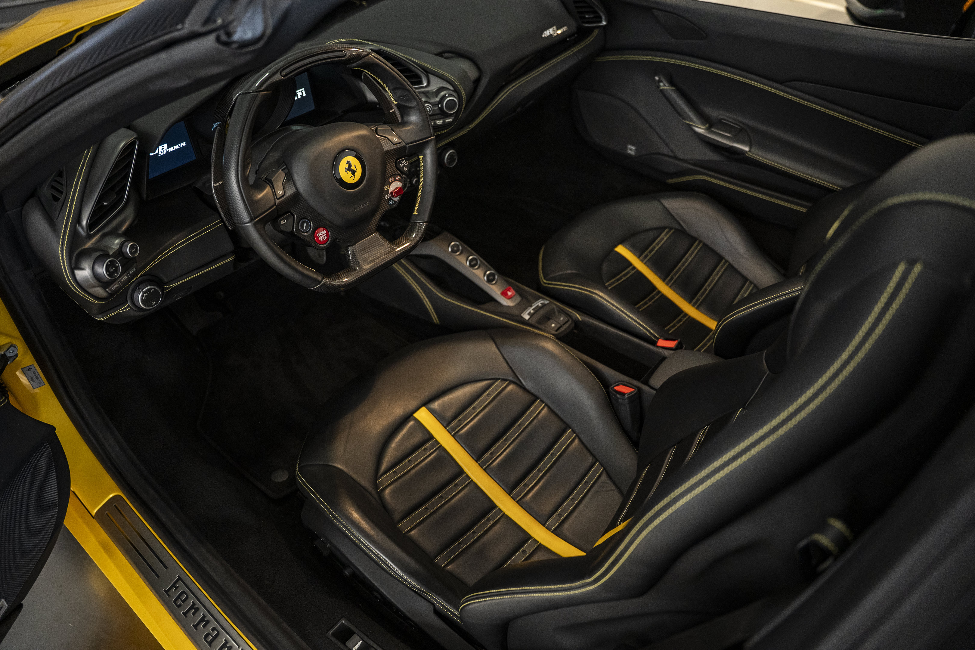 Used 2018 Ferrari 488 Spider RWD image 36