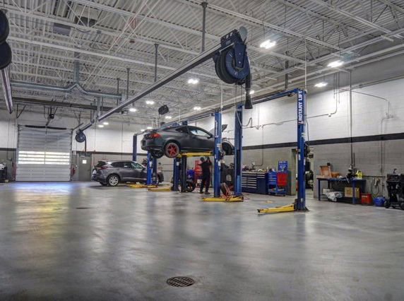 Certified 2025 Acura Integra Base image 30