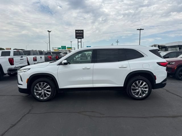 Used 2025 Buick Enclave Preferred AWD/4WD image 8