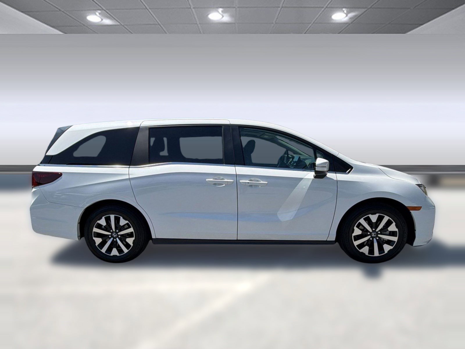Used 2026 Honda Odyssey EX-L image 8